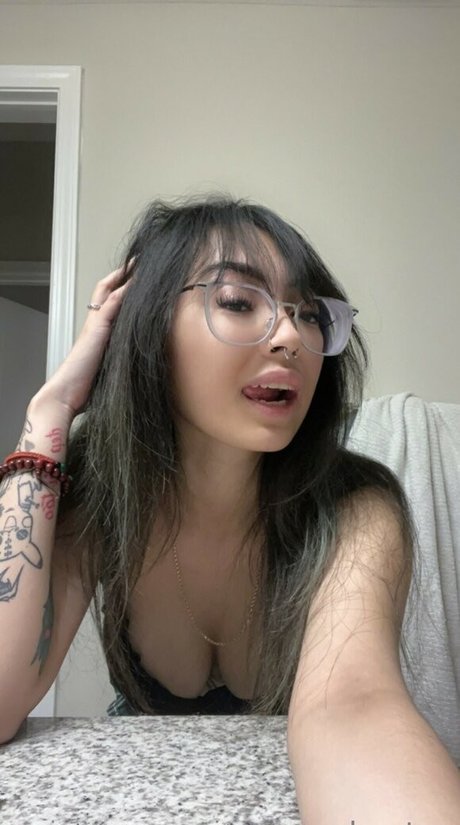 Jackie Izawa photo 7