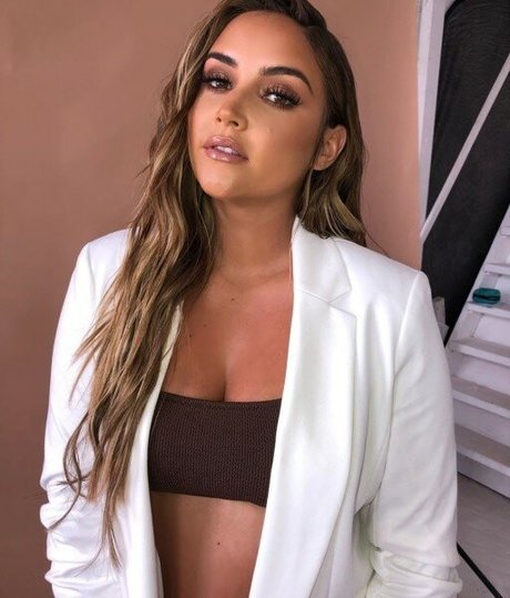 Jacqueline Jossa photo 55