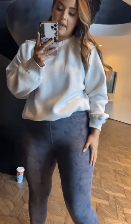 Jacqueline Jossa photo 133