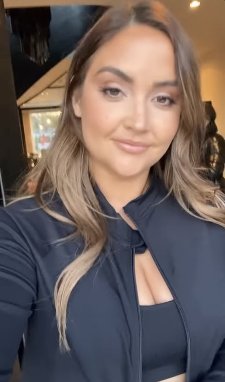 Jacqueline Jossa photo 135