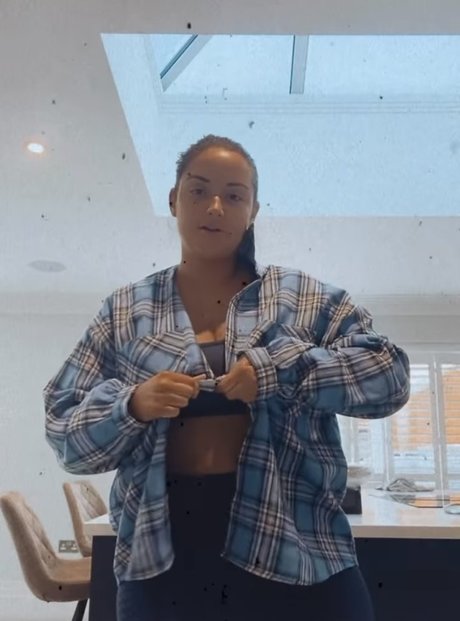 Jacqueline Jossa photo 140