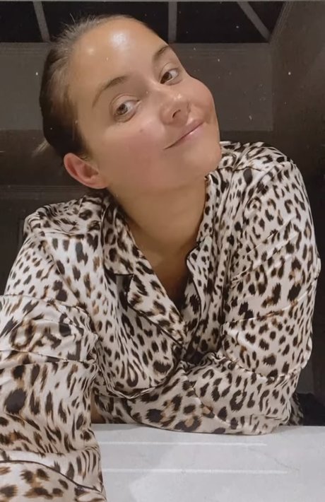 Jacqueline Jossa photo 145