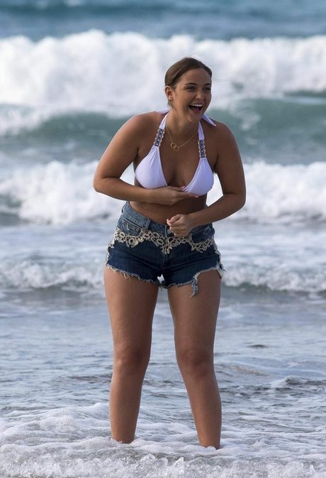 Jacqueline Jossa photo 170