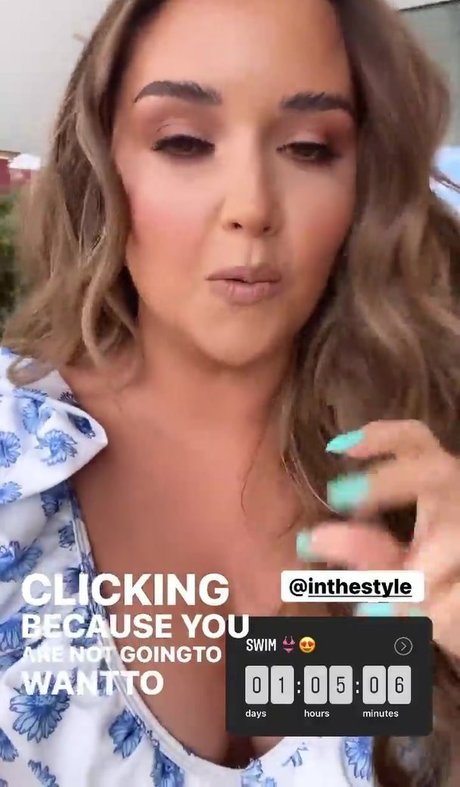 Jacqueline Jossa photo 184