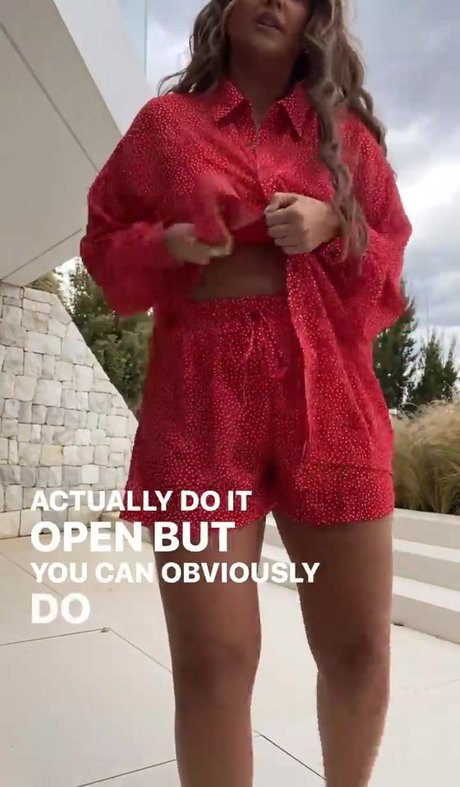 Jacqueline Jossa photo 196