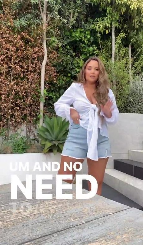 Jacqueline Jossa photo 209