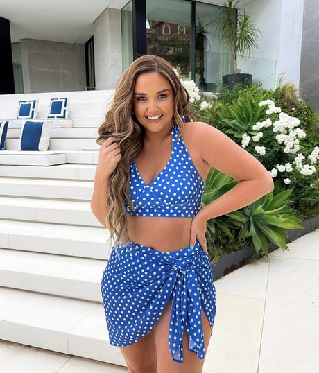 Jacqueline Jossa photo 214