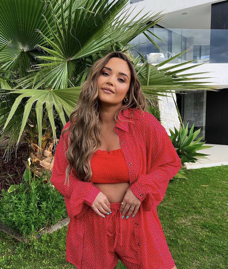 Jacqueline Jossa photo 215