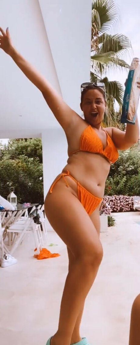 Jacqueline Jossa photo 275