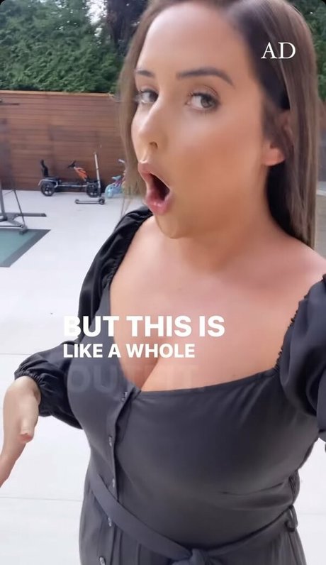 Jacqueline Jossa photo 308