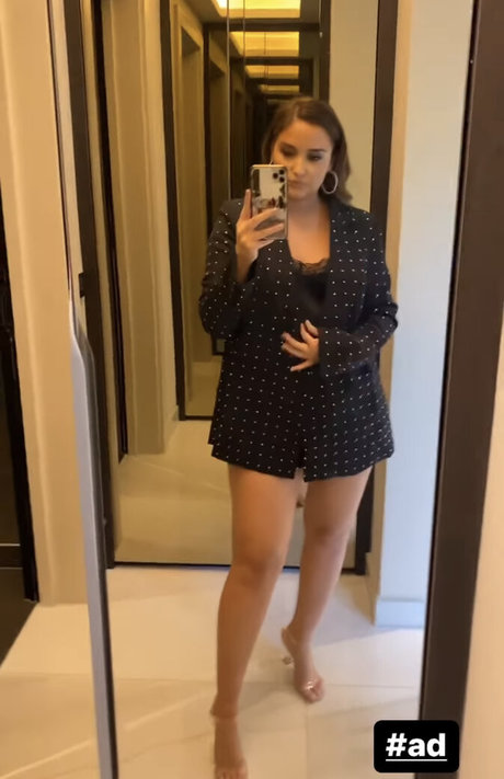 Jacqueline Jossa photo 317