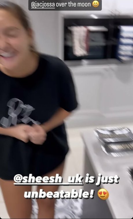 Jacqueline Jossa photo 343