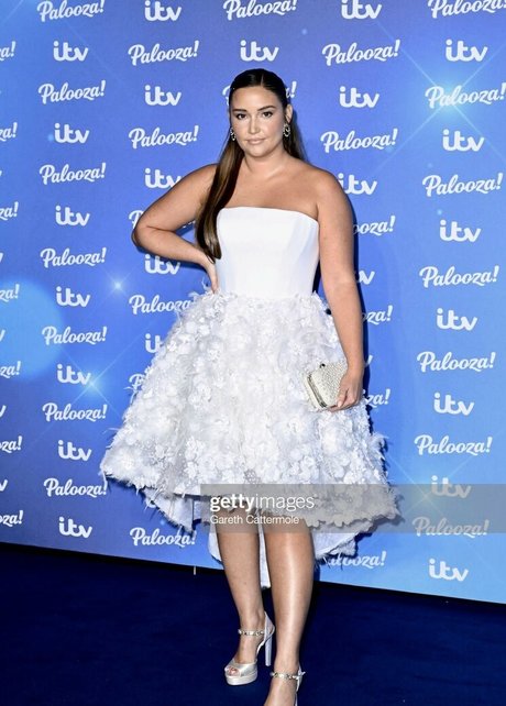 Jacqueline Jossa photo 347