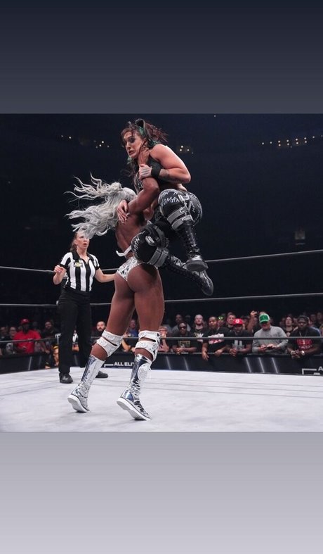 Jade Cargill photo 43