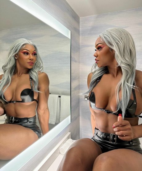 Jade Cargill photo 54