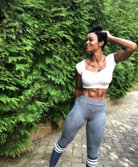 Jade Cargill photo 220