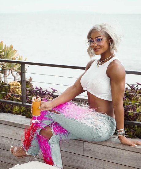 Jade Cargill photo 245