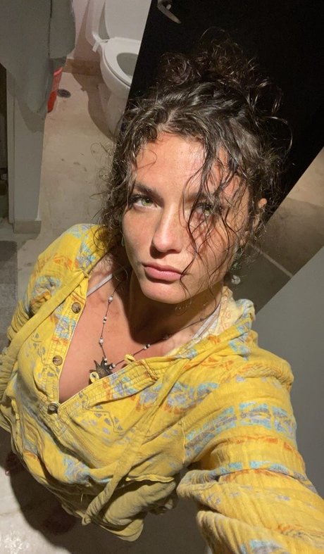 Jade Chynoweth photo 221