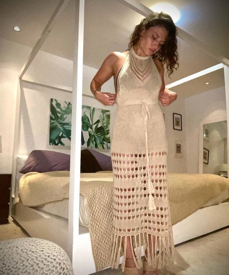 Jade Chynoweth photo 228