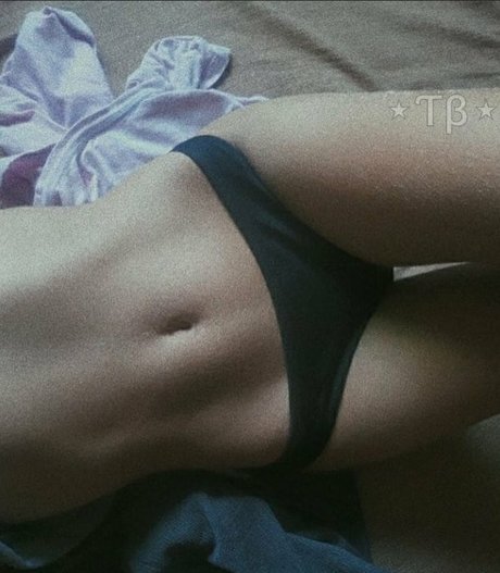 Jade Kanayama photo 8