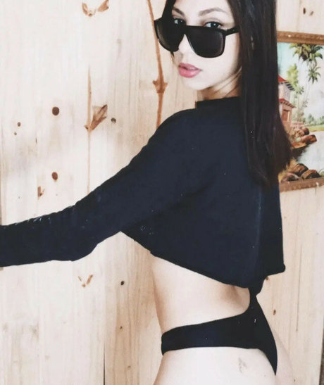 Jaiane Nunes photo 2