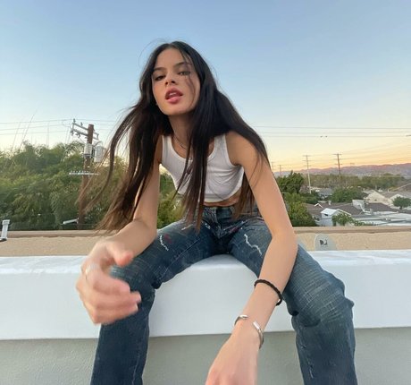 Jalynn Irwin photo 13