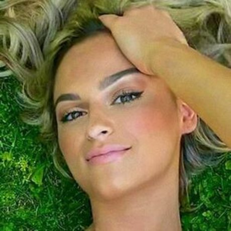Jamie Leigh photo 2