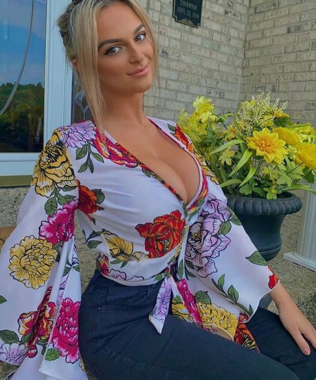 Jamie Leigh photo 33