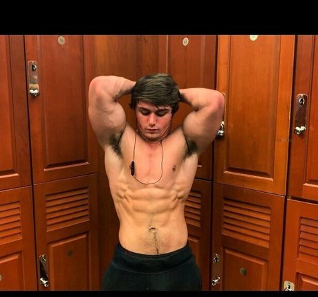 Jamietylerflex photo 39