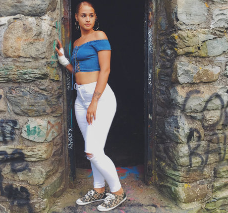 Janae Girard photo 37