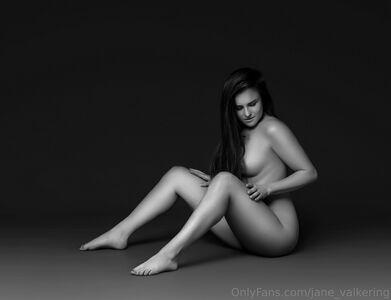 Jane Valkering photo 43
