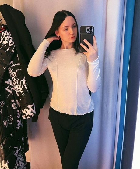 Jane Wild photo 24