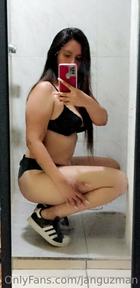 Janeth Guzman photo 5