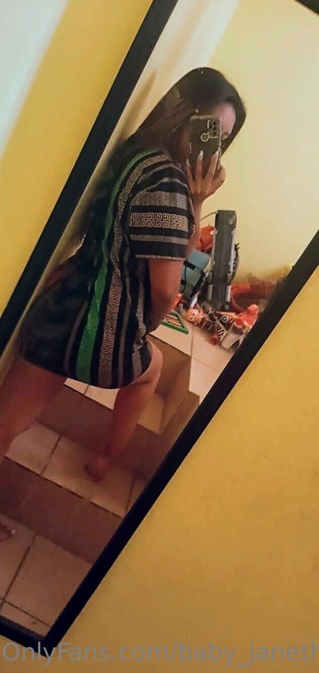 Janeth Guzman photo 16