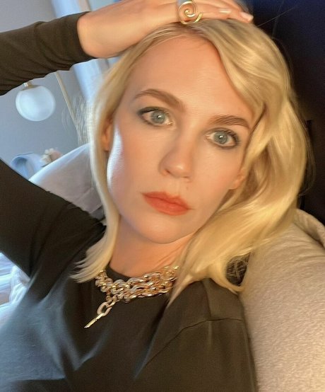 January Jones photo 67