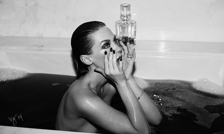 January Jones photo 112
