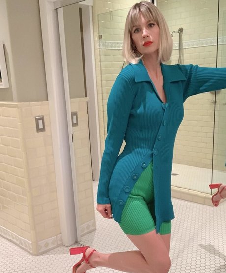 January Jones photo 151