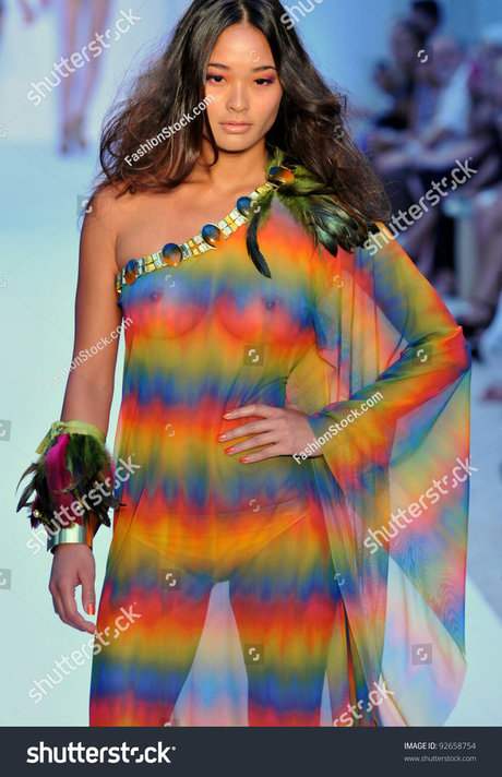 Jarah Mariano photo 23