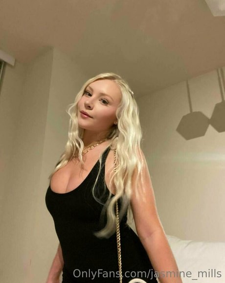 Jasmine Mills photo 199