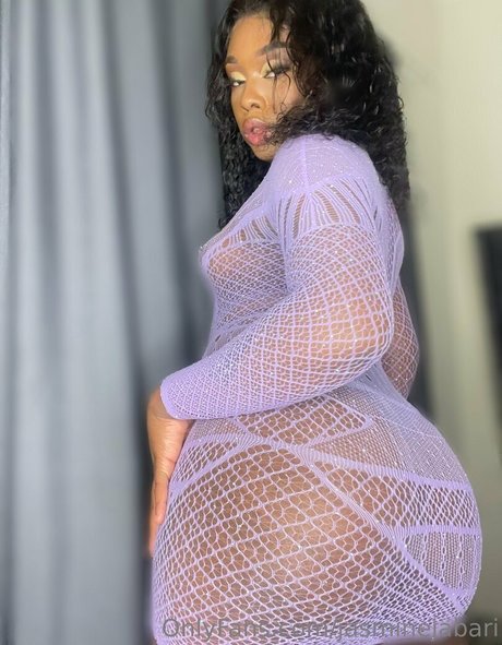 Jasminejabari photo 19