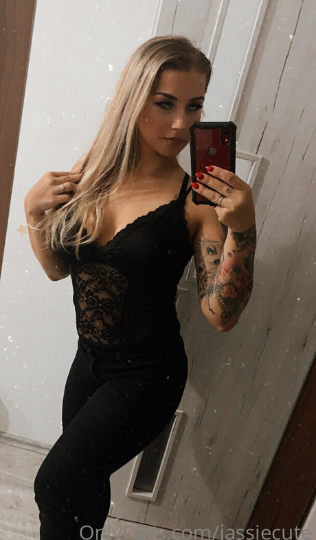 Jassiecute photo 18