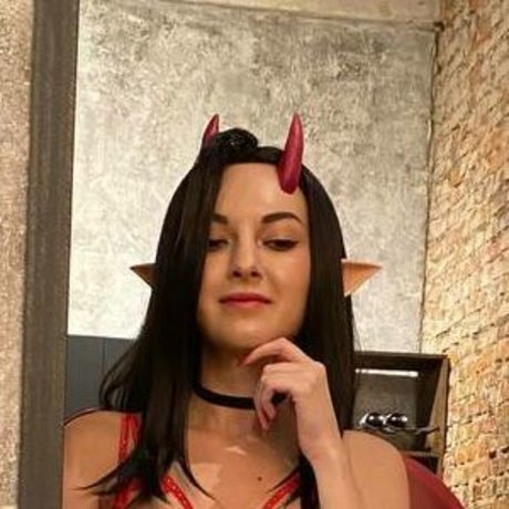 Profile photo of JayBie