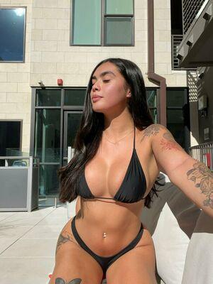 Jazmin Bertrand photo 5