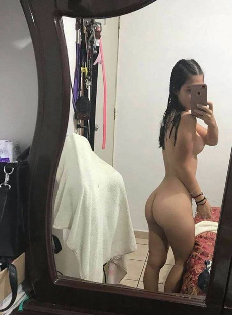 Jazmin Gurrola photo 19