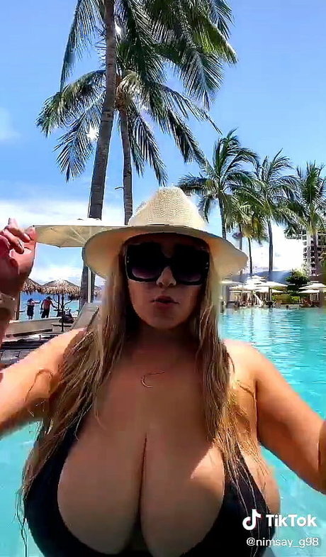 Jazmin Gurrola photo 118