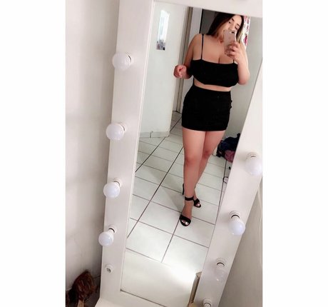 Jazmin Gurrola photo 124