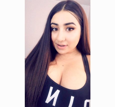 Jazmin Gurrola photo 223