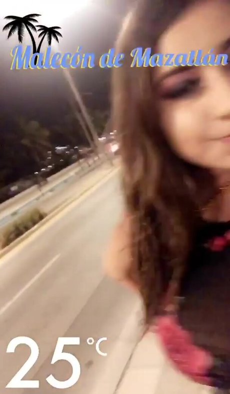 Jazmin Gurrola photo 250