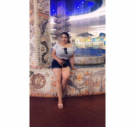 Jazmin Gurrola photo 302