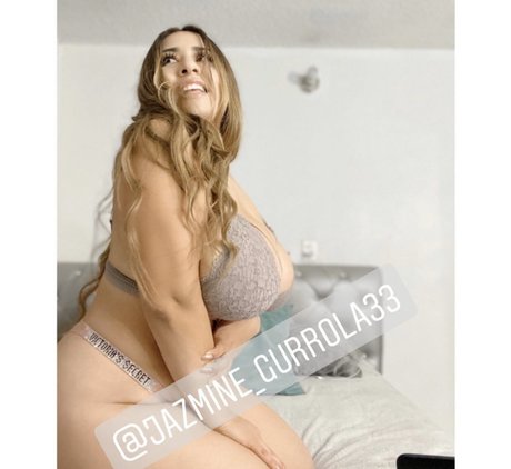 Jazmin Gurrola photo 368